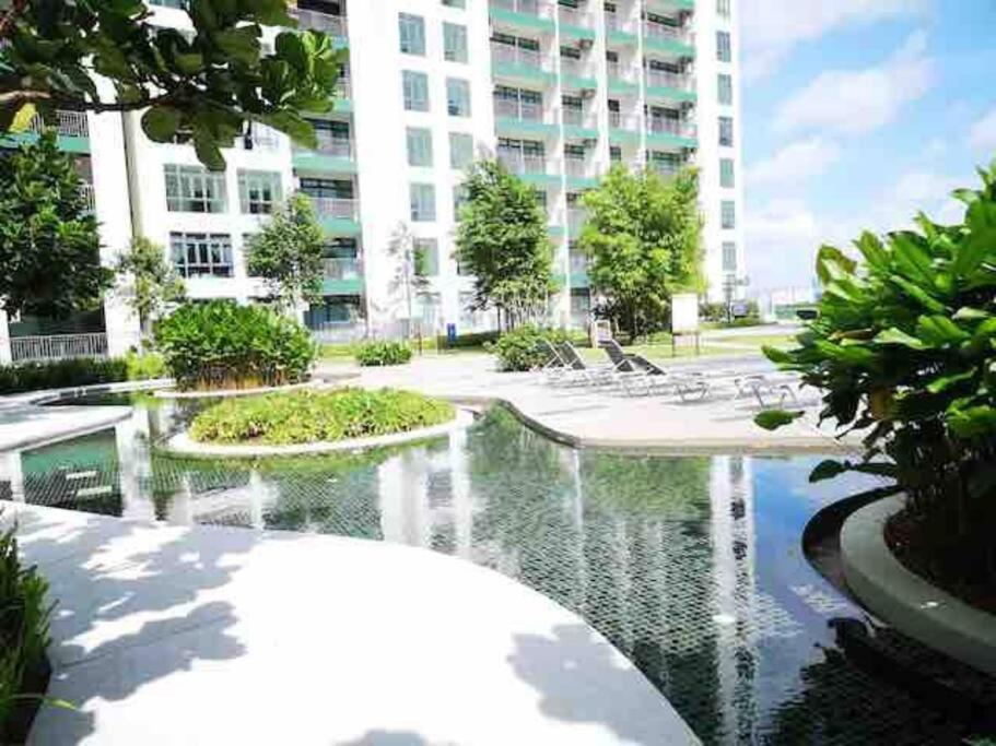 Homenest Jb City Poolview Suite By Cozy Home Johor Bahru Zewnętrze zdjęcie