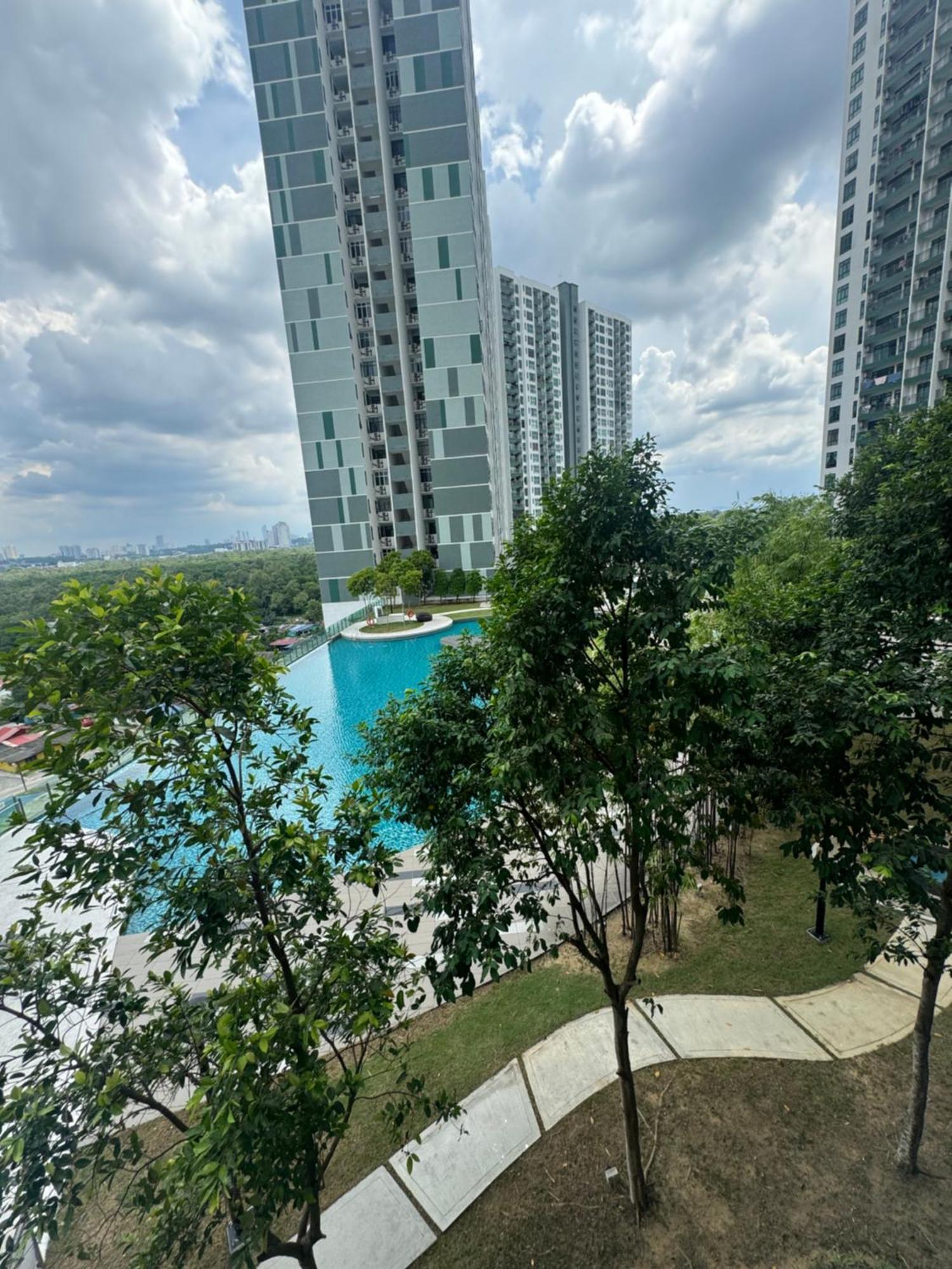 Homenest Jb City Poolview Suite By Cozy Home Johor Bahru Zewnętrze zdjęcie